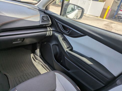 Certified 2021 Subaru Crosstrek 2.0i Premium AWD/4WD image 16