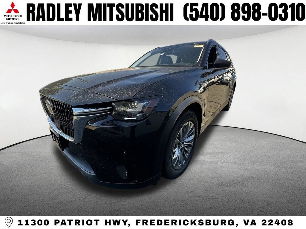 Used 2024 MAZDA CX-90 Plug-In Hybrid w/ Preferred AWD/4WD image 2