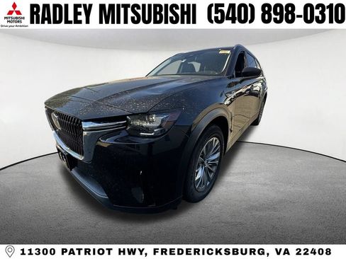 Used 2024 MAZDA CX-90 Plug-In Hybrid w/ Preferred AWD/4WD image 2