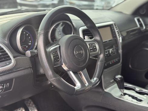 Used 2013 Jeep Grand Cherokee SRT8 image 9