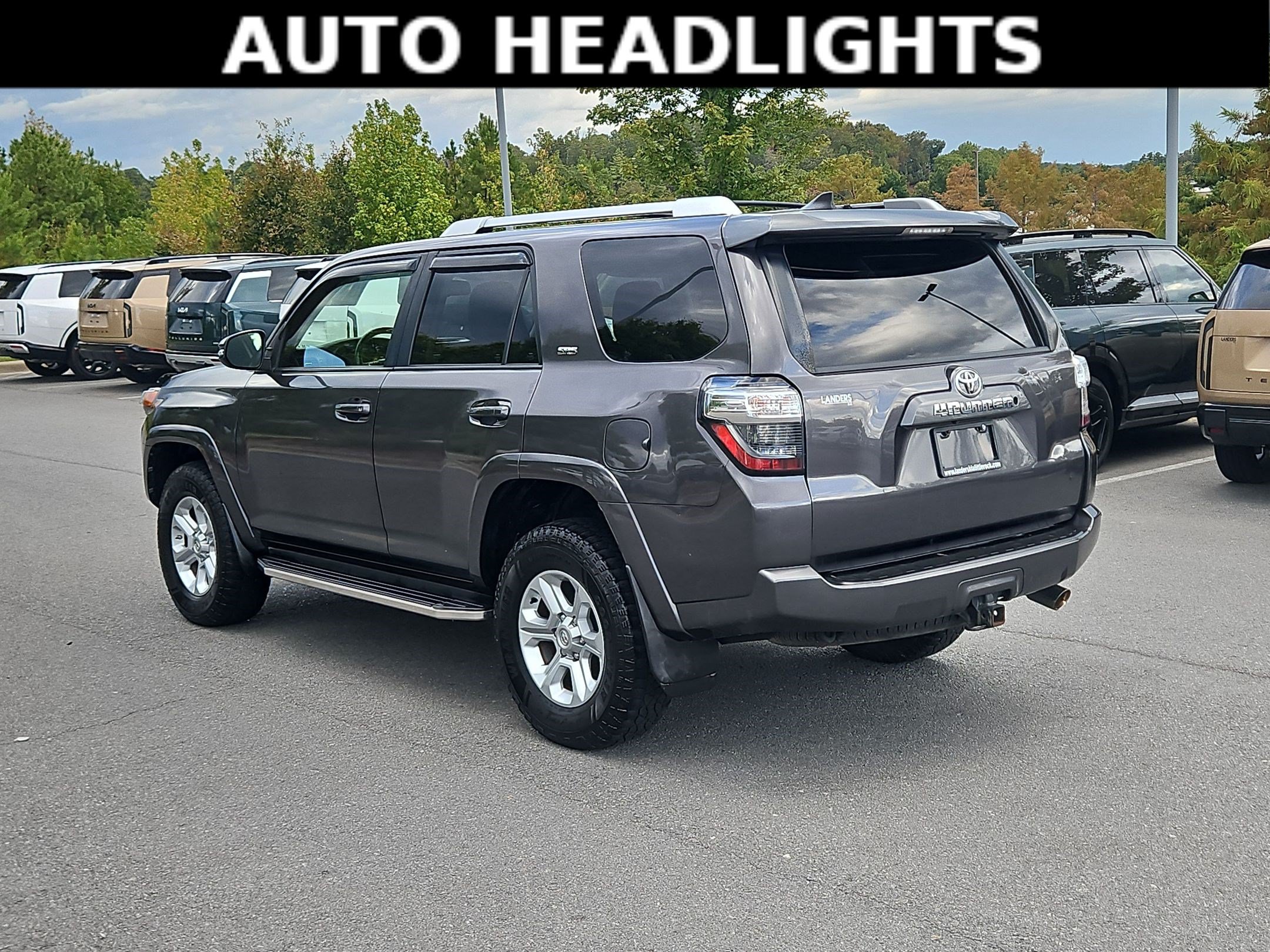 Used 2018 Toyota 4Runner SR5 Premium AWD/4WD image 5