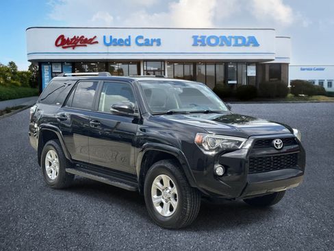 Used 2019 Toyota 4Runner SR5 Premium AWD/4WD image 7