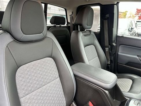 Used 2018 Chevrolet Colorado Z71 image 10