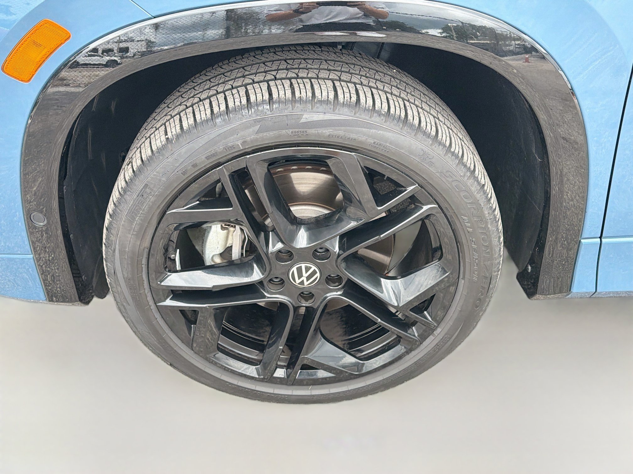Used 2026 Volkswagen Tiguan SE R-Line AWD/4WD image 42