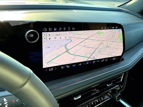 Certified 2025 Chevrolet Tahoe Premier image 23