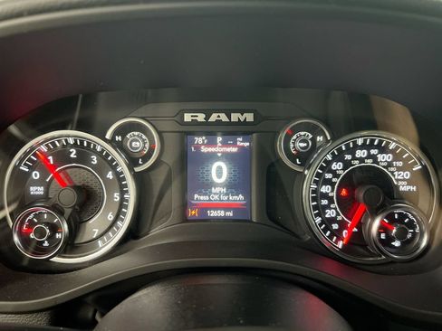 Used 2023 RAM 1500 Big Horn AWD/4WD image 12