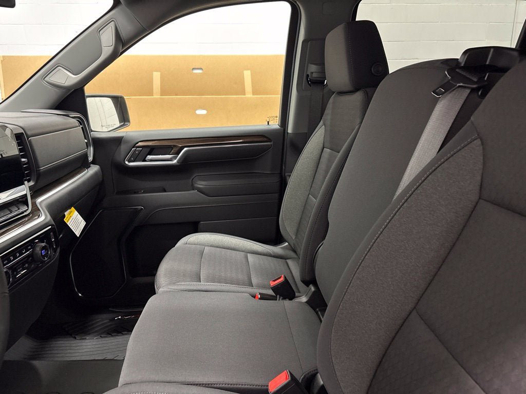 New 2026 Chevrolet Silverado 1500 RST AWD/4WD image 21