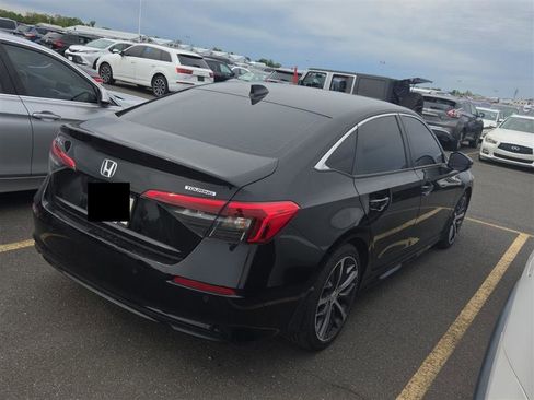 Used 2024 Honda Civic Touring image 10