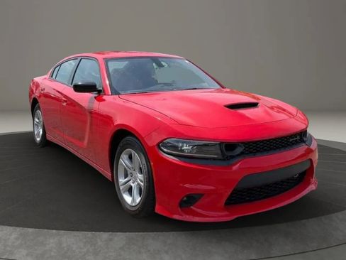 Used 2023 Dodge Charger SXT RWD image 1