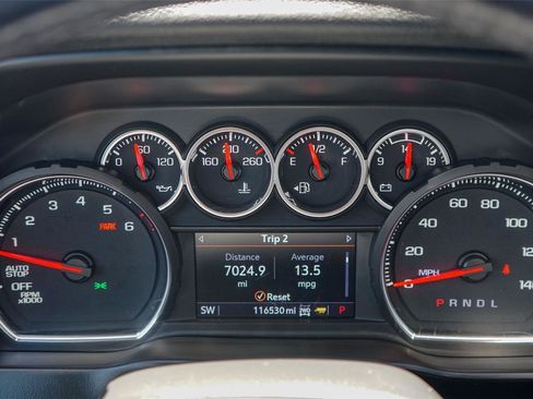 Used 2021 Chevrolet Silverado 1500 LT Trail Boss w/ Convenience Package II AWD/4WD image 17