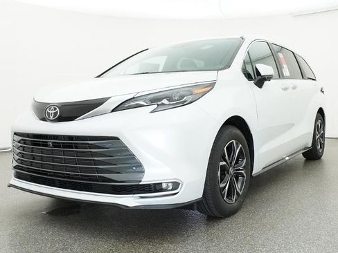 New 2026 Toyota Sienna Platinum AWD/4WD image 21