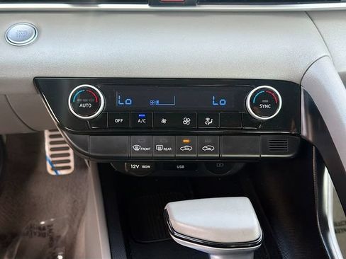 Certified 2026 Hyundai Elantra Sport FWD image 15