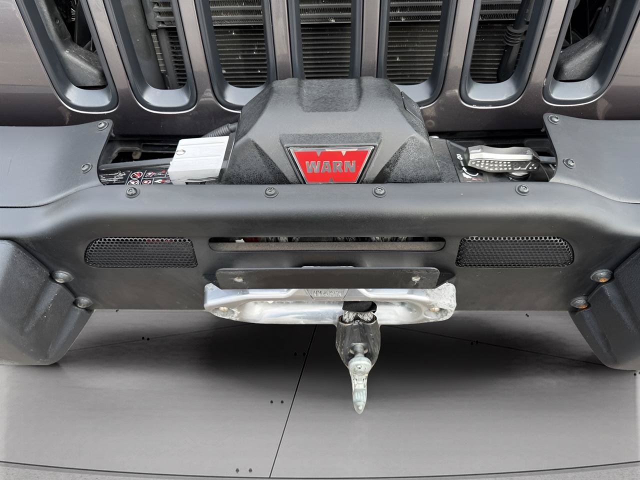 Used 2016 Jeep Wrangler Unlimited Sahara AWD/4WD image 10