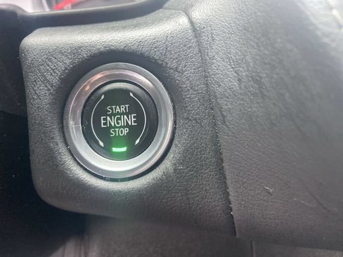 Certified 2021 Chevrolet Tahoe LT AWD/4WD image 17