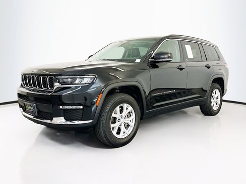 Used 2023 Jeep Grand Cherokee L Limited image 3