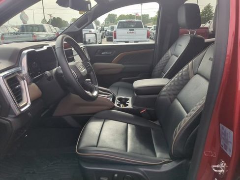 Used 2023 GMC Canyon Denali AWD/4WD image 11