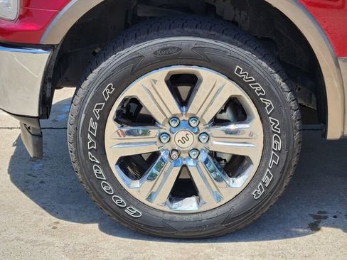 Used 2018 Ford F150 King Ranch w/ Equipment Group 601A Luxury AWD/4WD image 10