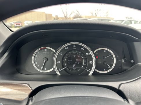 Used 2016 Honda Accord EX-L image 24