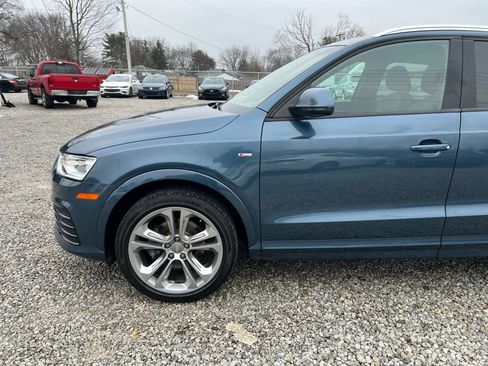 Used 2018 Audi Q3 2.0T Premium w/ Convenience Package FWD image 4