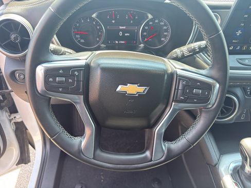 Certified 2023 Chevrolet Blazer LT w/ LPO, Black Grille Bar Package AWD/4WD image 16