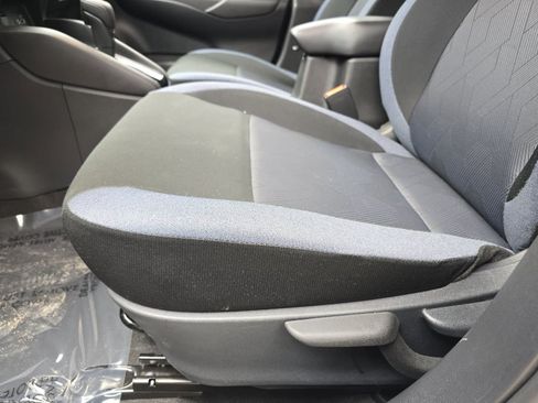 Used 2025 Nissan Versa SV w/ Trunk Package FWD image 25