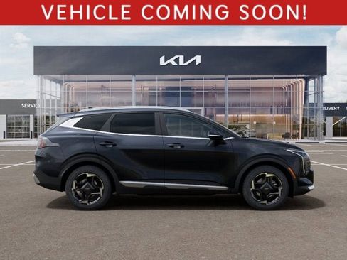 New 2026 Kia Sportage EX image 7
