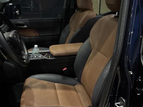 Used 2025 Lexus GX 550 w/ Accessory Package (Z1) AWD/4WD image 11