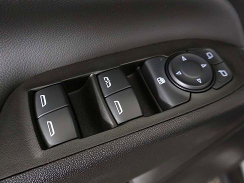 Used 2022 Chevrolet Equinox LT FWD image 38