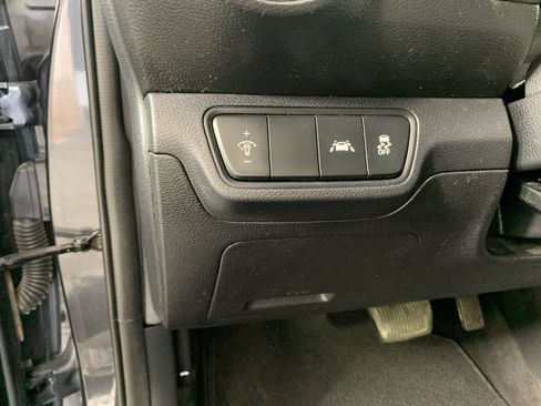 Used 2020 Kia Forte LXS FWD image 16