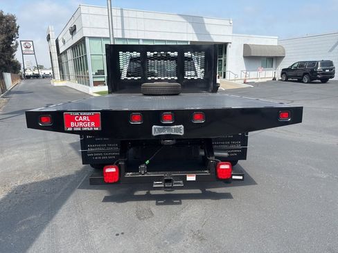 New 2022 RAM 3500 Tradesman w/ Chrome Appearance Group image 31