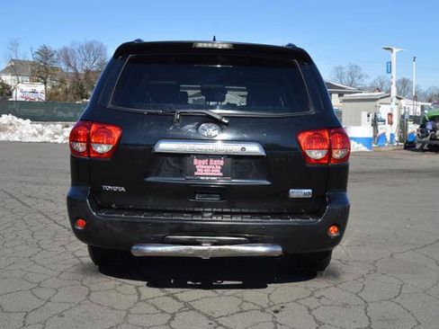 Used 2010 Toyota Sequoia Limited image 8