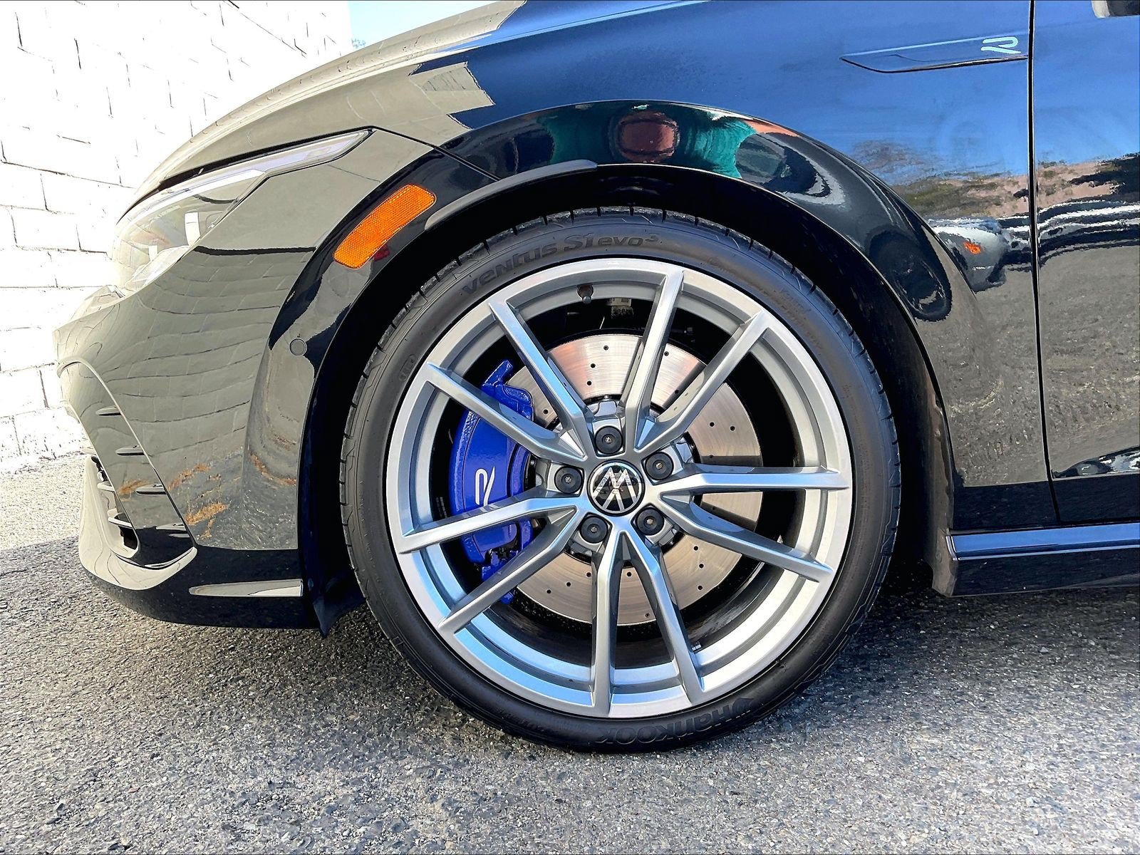Certified 2024 Volkswagen Golf R AWD/4WD image 7
