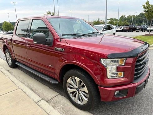 Used 2015 Ford F150 XLT w/ Equipment Group 302A Luxury RWD image 9