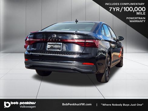 New 2026 Volkswagen Jetta SE FWD image 24