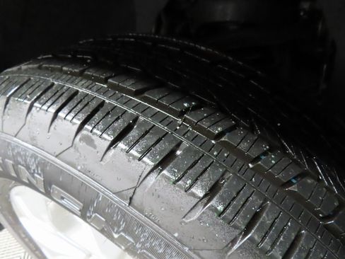 Used 2023 Ford F150 Platinum w/ Equipment Group 701A High image 7