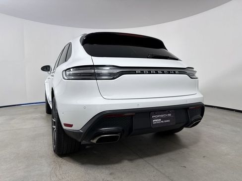 Certified 2025 Porsche Macan image 20