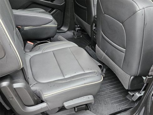 Certified 2023 Chevrolet Traverse Premier image 13
