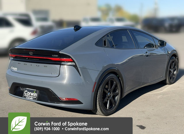 Used 2023 Toyota Prius Limited AWD/4WD image 16