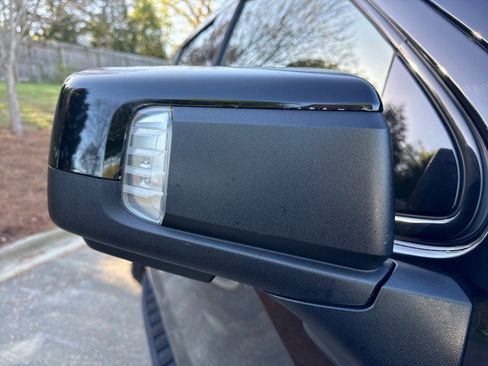 Used 2024 GMC Sierra 1500 AT4 w/ Technology Package image 16