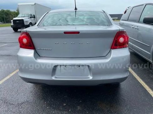 Used 2013 Dodge Avenger SE FWD image 5