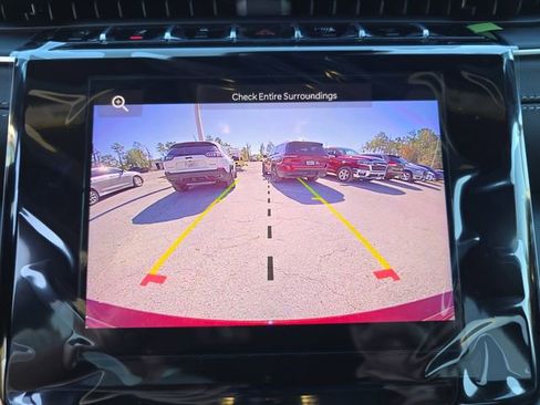 New 2025 Jeep Grand Cherokee Laredo X w/ Luxury Tech Group I image 19