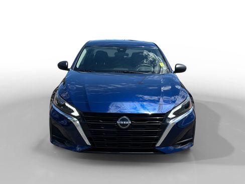 Used 2024 Nissan Altima 2.5 S FWD image 8