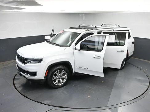 Used 2022 Jeep Wagoneer Series I w/ Premium Group I RWD image 44