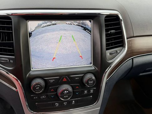 Used 2014 Jeep Grand Cherokee Overland image 21