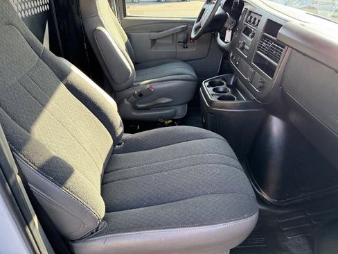 Used 2024 Chevrolet Express 2500 w/ Driver Convenience Package image 14