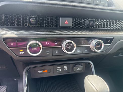 Certified 2025 Honda CR-V Sport image 18