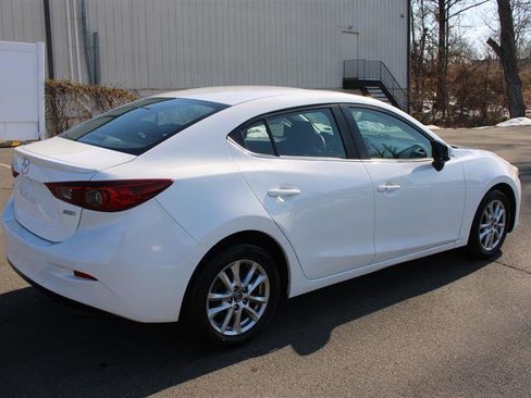 Used 2016 MAZDA MAZDA3 i Touring image 8