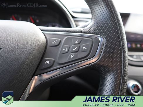 Used 2023 Chevrolet Malibu LT image 28