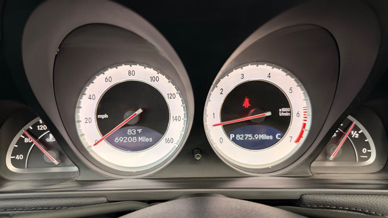 Used 2011 Mercedes-Benz SL 550 image 37