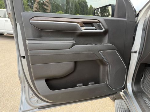 Used 2024 Chevrolet Silverado 1500 LT Trail Boss w/ Protection Package AWD/4WD image 15